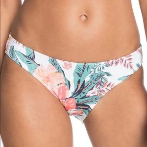 ⭐️Bundle and Save⭐️ Roxy Hawaiian Print Bikini Bottoms